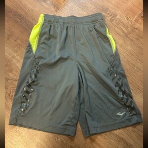 Everlast brand kids shorts size 8